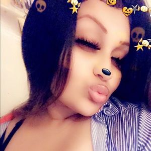 Meet your Posher, Natalie